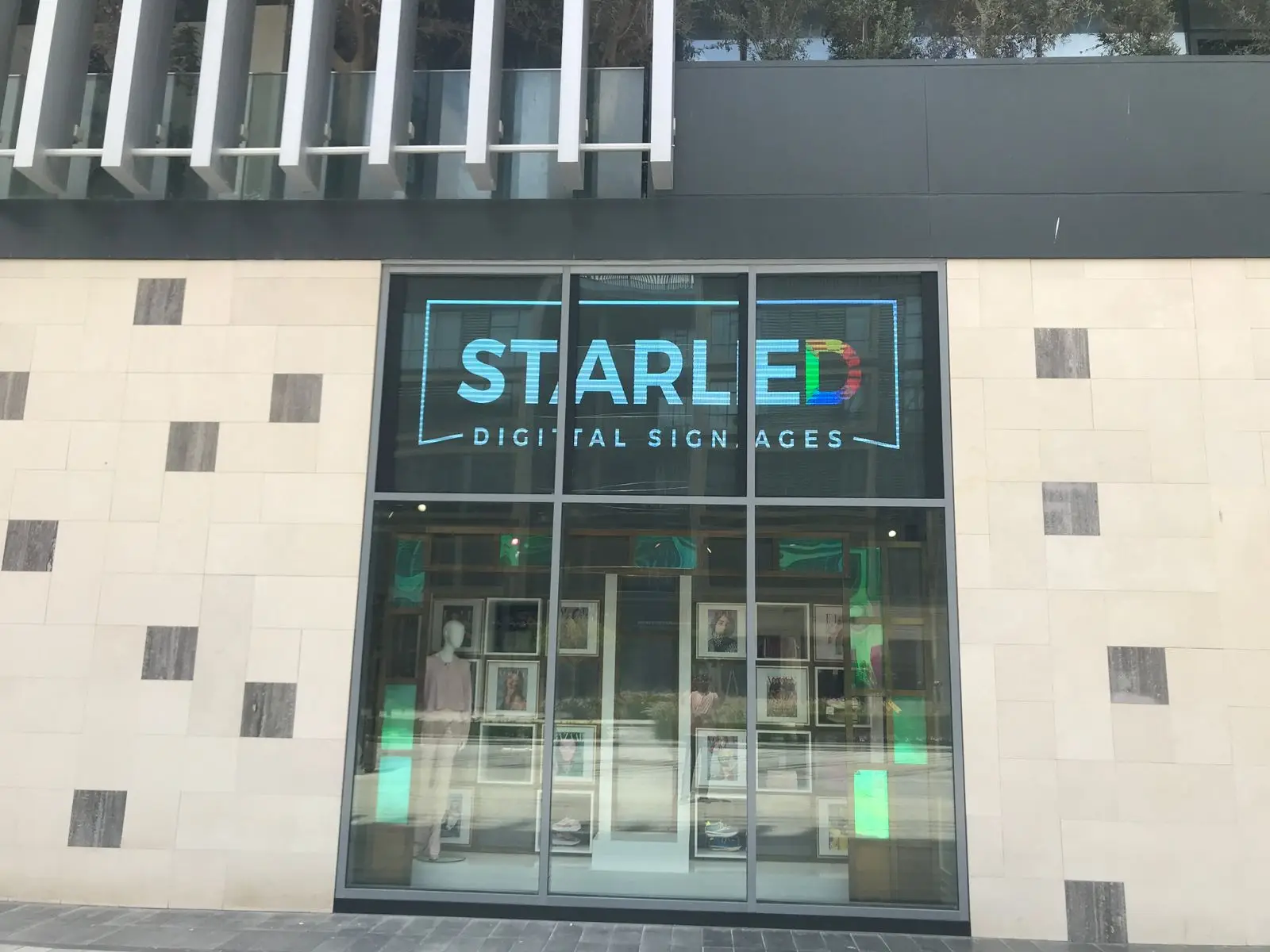 Last Chance Luxury Fashion, City Walk, LED Display Screen