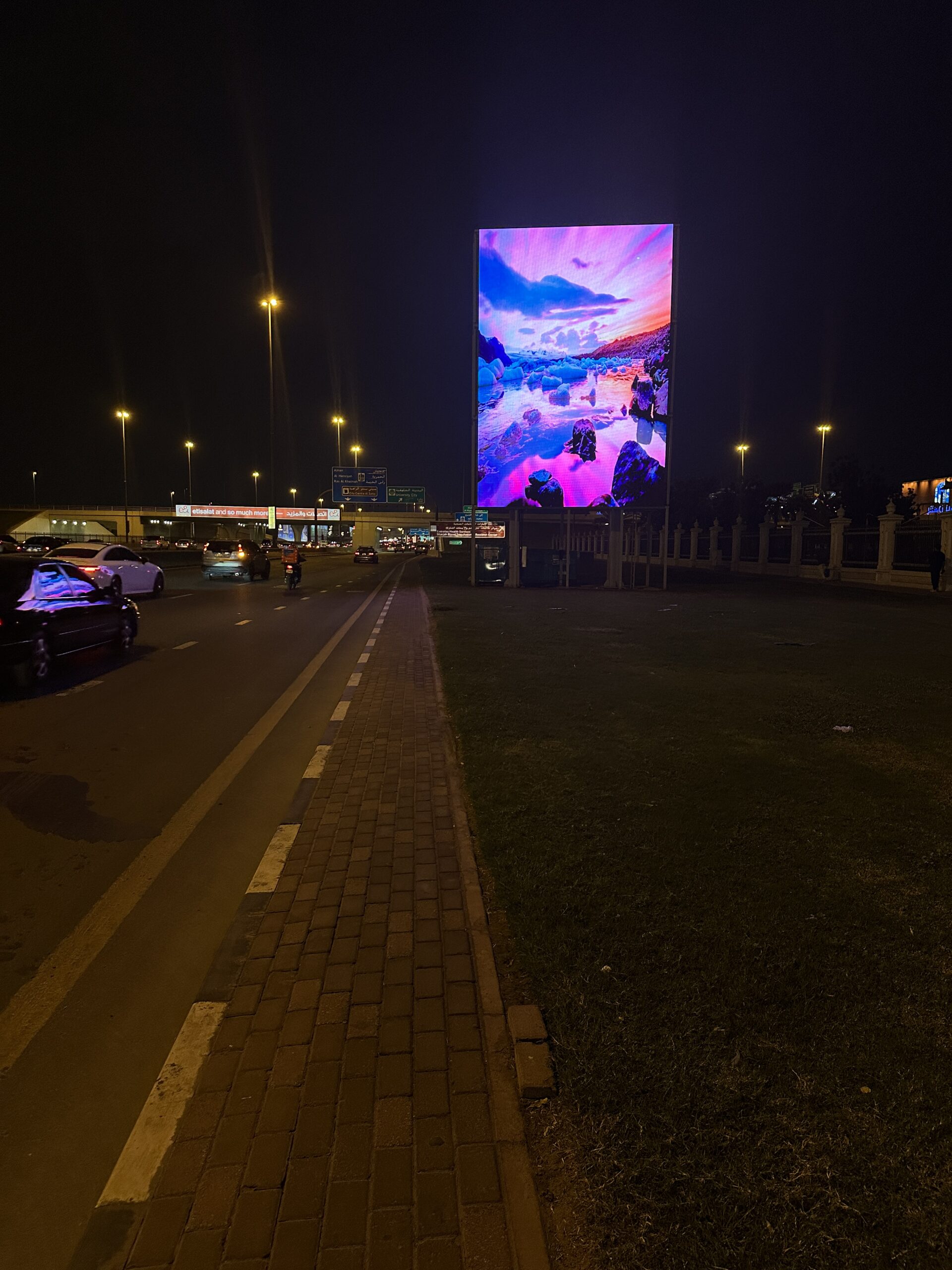 Outdoor Facade Display Magnesium Series Dubai
